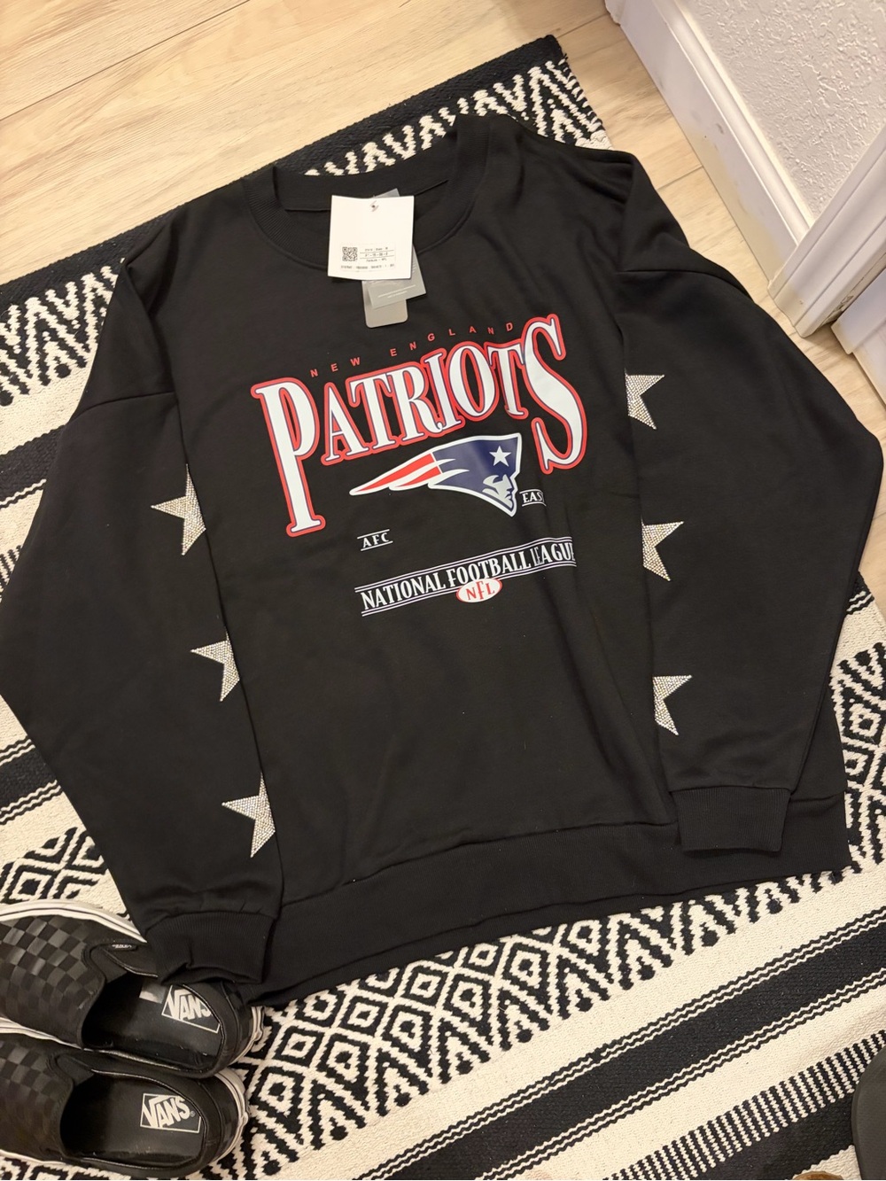 NFL New England Patriots Black Crewneck Sweatshirt with Silver Stars
